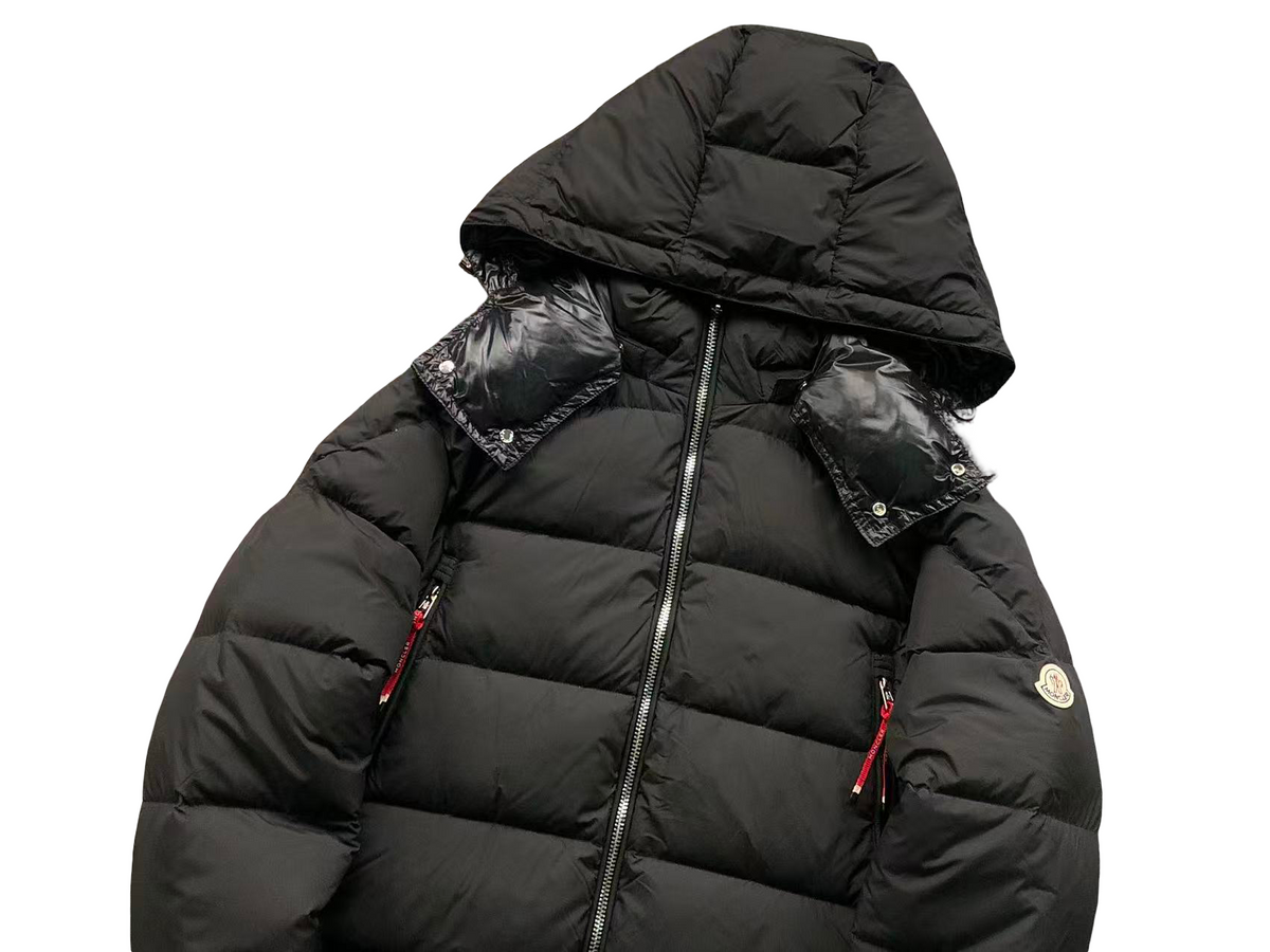 Moncler Poirier Down Jacket - Black