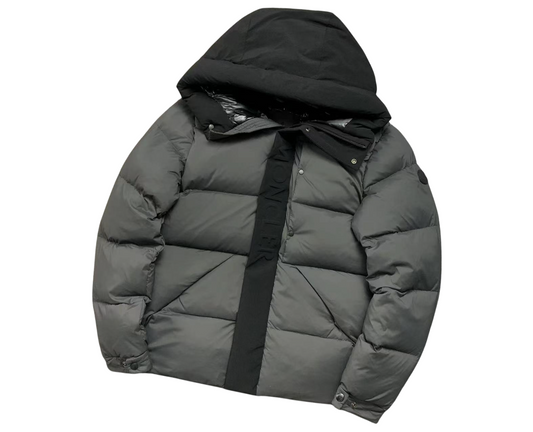 Moncler Madeira Down Jacket - Grey/Black