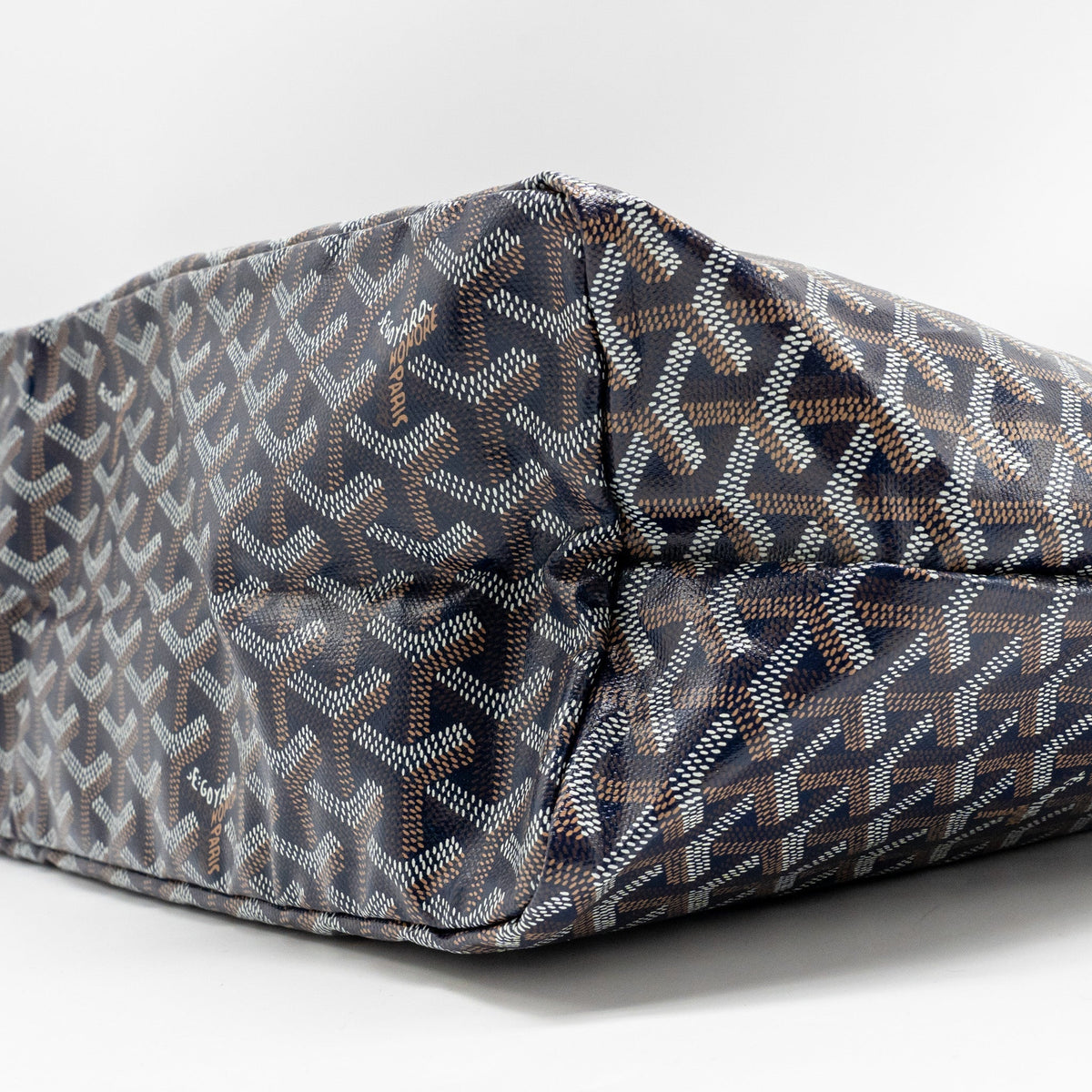Goyard Saint Louis PM Tote Bag – Navy Blue Goyardine Canvas & Calfskin, Silver Hardware