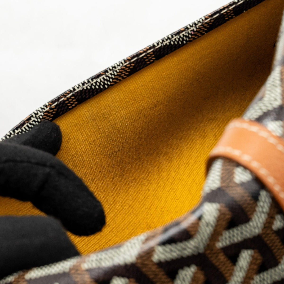 Goyard Belvedere PM Messenger Bag – Tan Goyardine Canvas & Calfskin, Silver Hardware