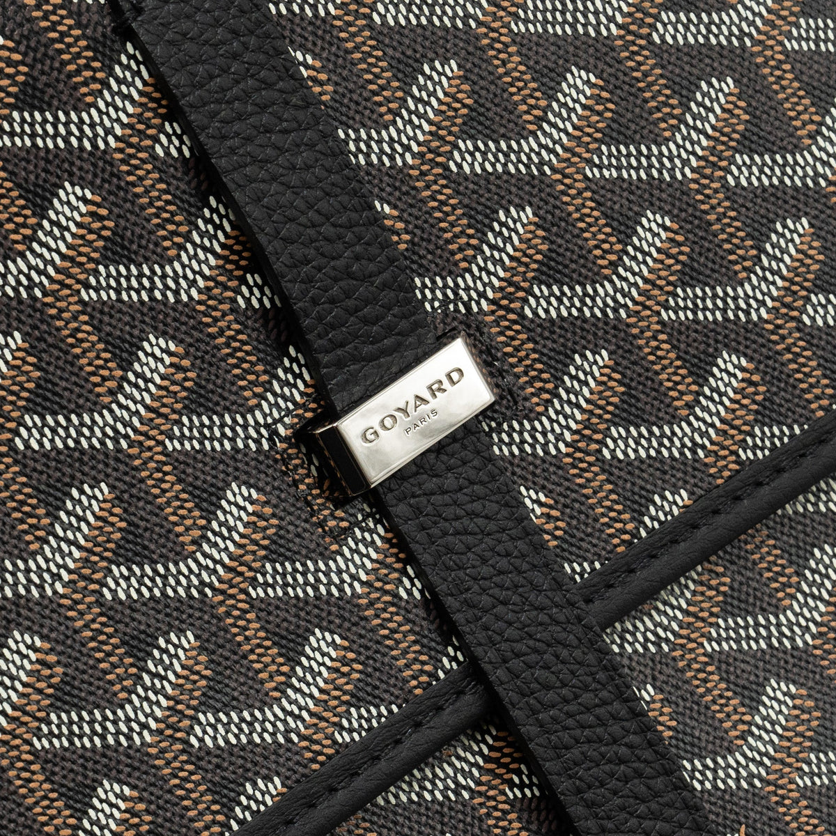 Goyard Belvedere MM Messenger Bag – Black Goyardine Canvas & Calfskin, Silver Hardware