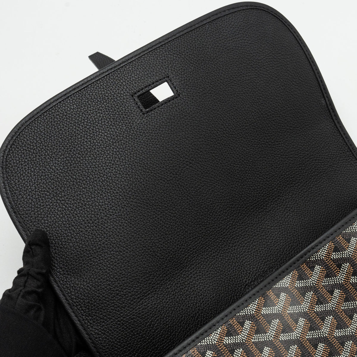 Goyard Belvedere MM Messenger Bag – Black Goyardine Canvas & Calfskin, Silver Hardware