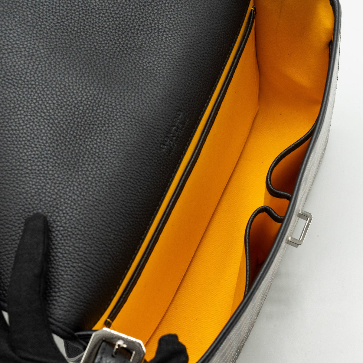 Goyard Belvedere MM Messenger Bag – Black Goyardine Canvas & Calfskin, Silver Hardware
