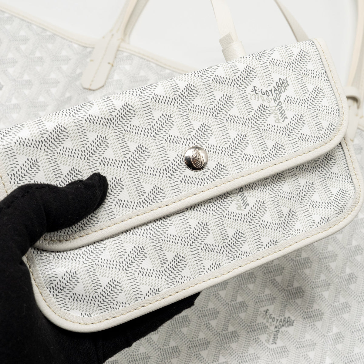 Goyard Saint Louis Tote GM – White Goyardine Canvas & Calfskin, Silver Hardware