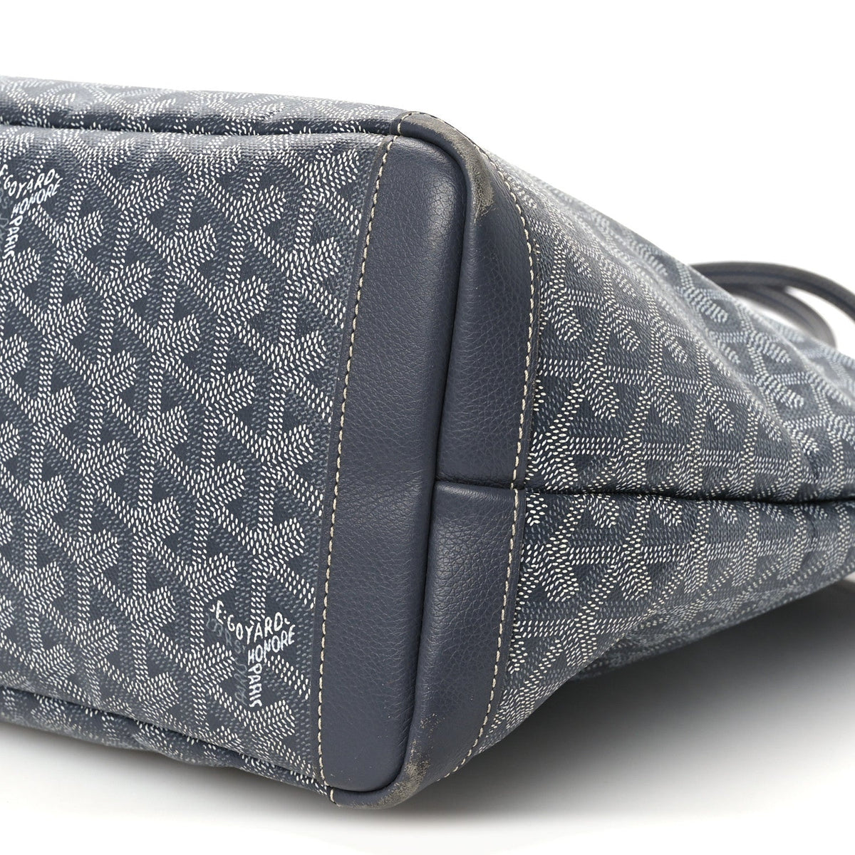 GOYARD Goyardine Artois MM Tote Bag – Grey